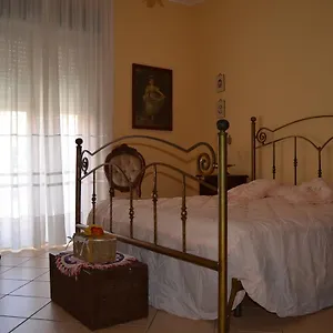 Enzo's Homestay Gaggi